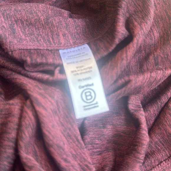 Athleta NWOT Pullover Hooded CYA Top Burgundy/Maroon Hoodie Thumb Holes M - Picture 11 of 11